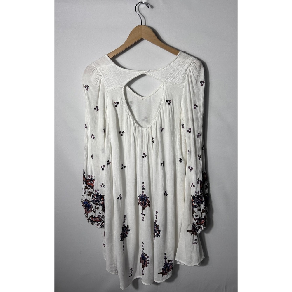 Free People Embroidered Dress Womens Small White Floral Boho V Neck Swing Lined - Picture 2 of 8